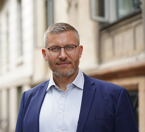 Ny-partner-Morten-Høgh-Petersen_listing_464x422